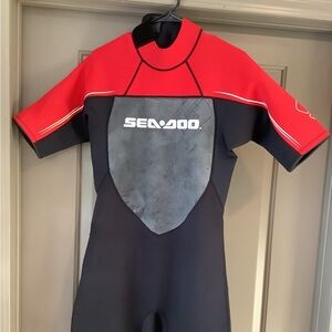 EUC Sea-Doo BRP Men’s Shorty Neoprene Large Wetsuit.